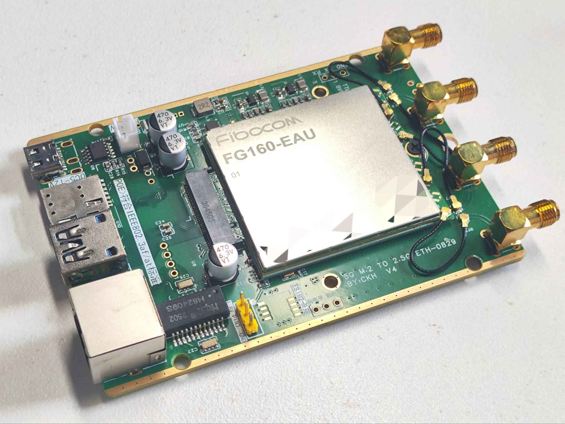 Adapter photo